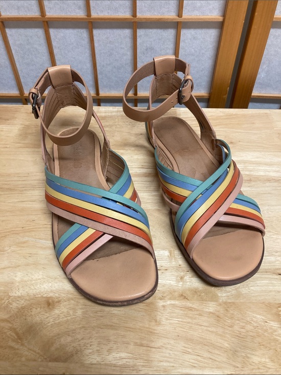 Shoes - Madewell The Samira Flat Sandal in Leather Rainbow Striped Edition Sz 8